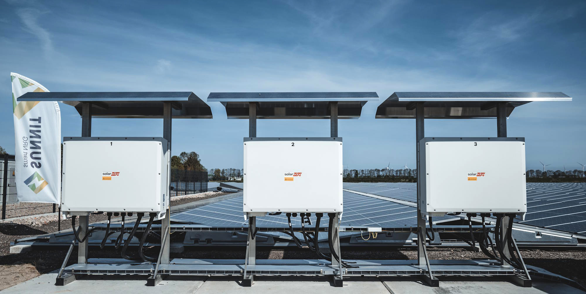 Sunnit-zonnepanelen op een dak